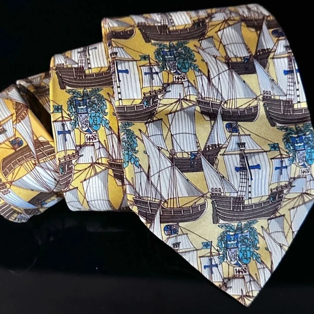 Gucci Gold Silk Tie Link Chain EUC Neckwear Ship Ships Sailboat Brown Yacht